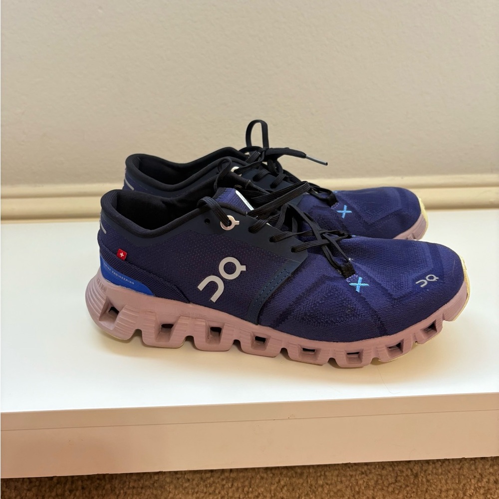 On cloud Running shoes